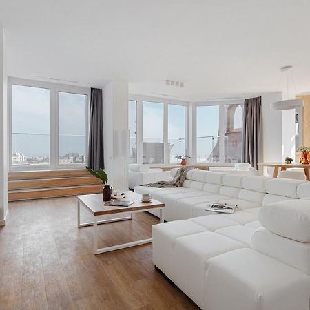 Royal Sky Penthouse Lägenhet Odessa Exteriör bild