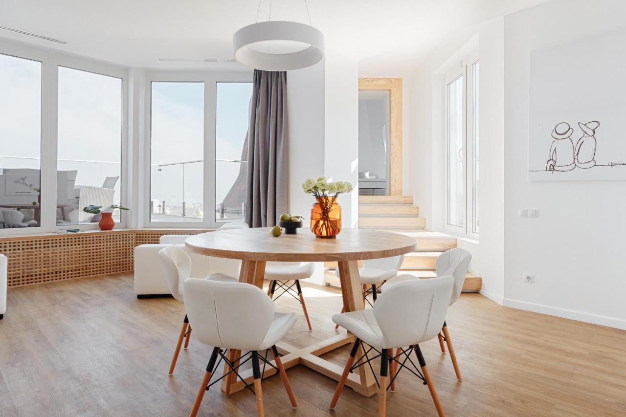 Royal Sky Penthouse Lägenhet Odessa Exteriör bild